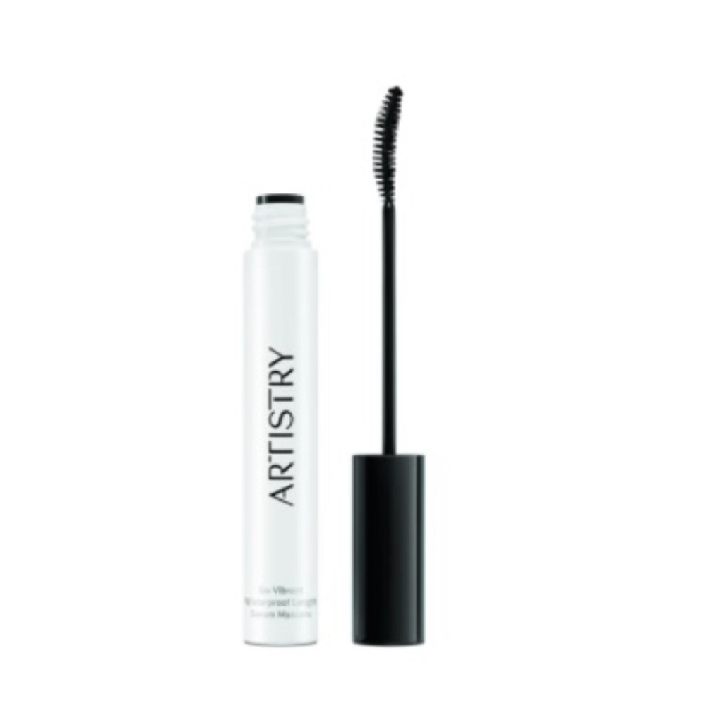 NIB Waterproof Lengthening Mascara in Black